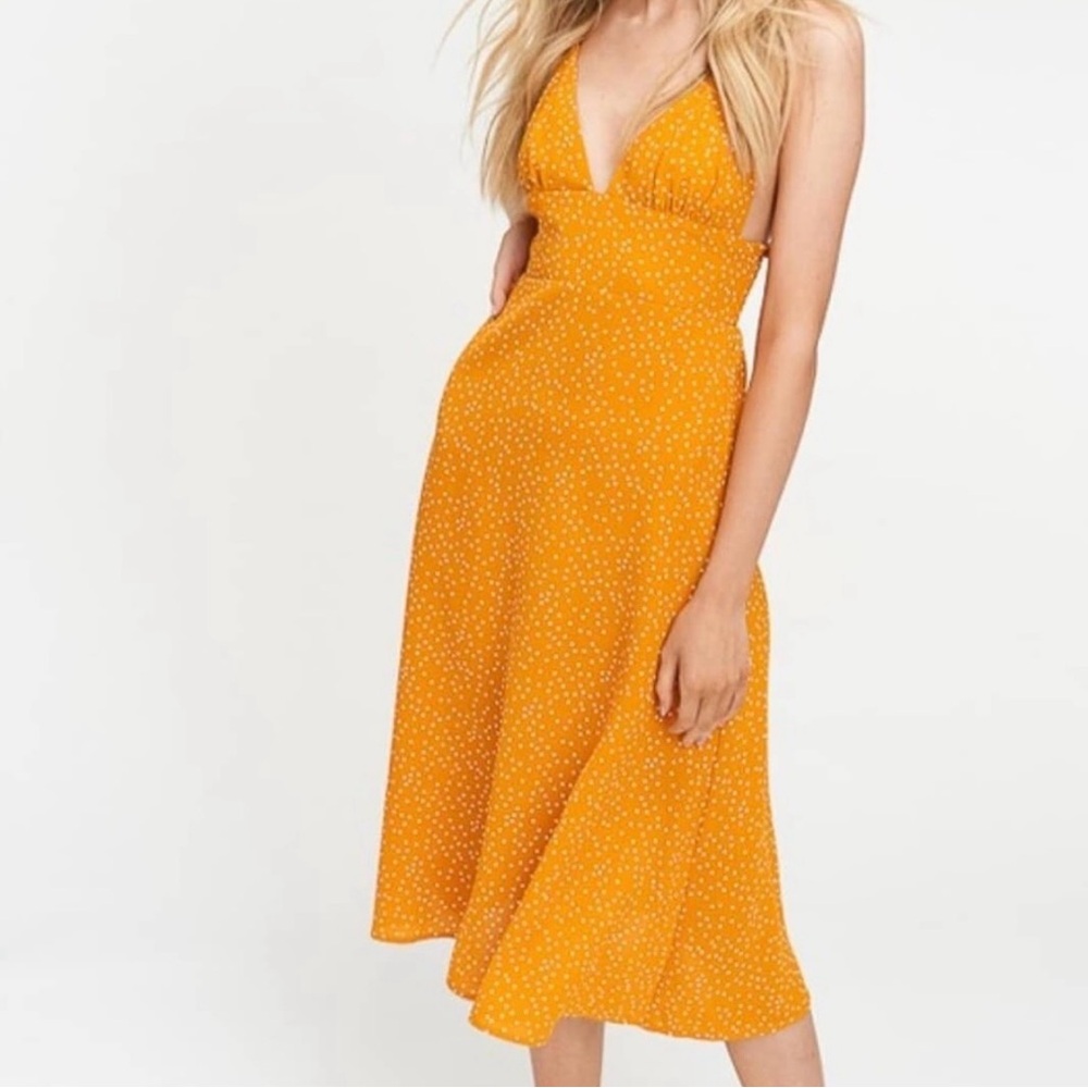 La Miel Mustard Yellow Polka Dotted flowy halter Midi Dress size M